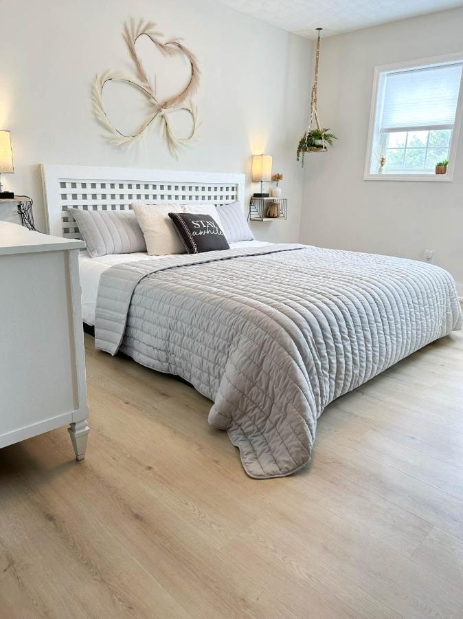 Dreamy Boho Remodeled With Mountain Views Apartment Sparta