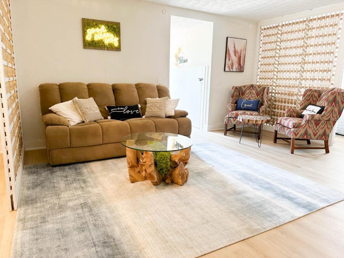 Dreamy Boho Remodeled With Mountain Views Sparta
